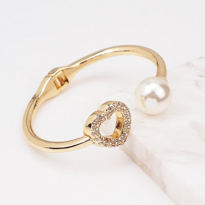 The Galina Pearl Star